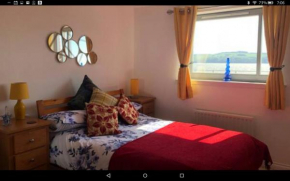 Dundee City Waterfront, 2 Bedroom 2 Bathroom Apartment - Parking and WIFI, short walk to V and A, Bus & Train Stations